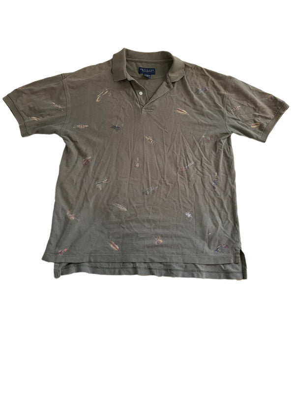 OLIVE GREEN BRITCHES GREAT OUTDOORS ALL OVER EMBROIDERED FLY FISHING LURE PATTERN POLO SHIRT